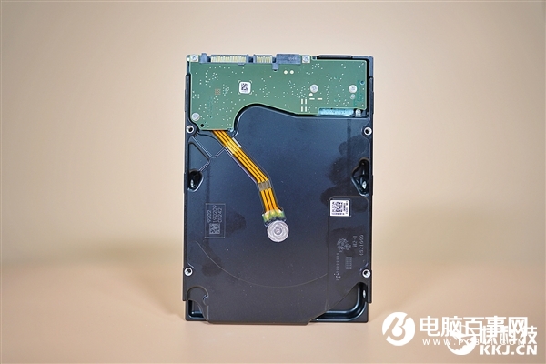 每年可寫入300TB！希捷酷狼Pro 16TB硬盤圖賞