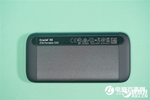 速度達1GB/s!英睿達X8移動SSD 2TB圖賞:4寸手機大小