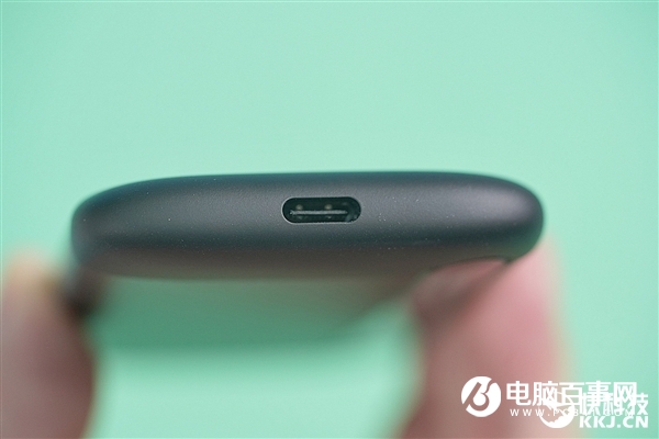 速度達1GB/s!英睿達X8移動SSD 2TB圖賞:4寸手機大小