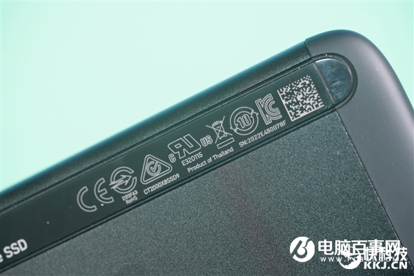 速度達1GB/s!英睿達X8移動SSD 2TB圖賞:4寸手機大小