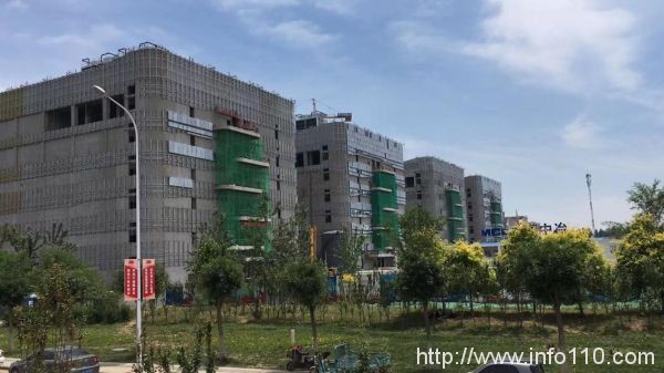 第一批機(jī)架交付 中國電信京津冀大數(shù)據(jù)智能算力中心即將投運(yùn)