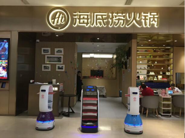2021火遍朋友圈的智能機器人,你見過幾種?
