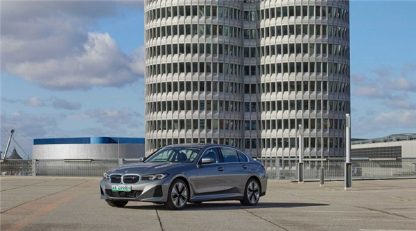 寶馬3系純電版官圖發布：續航526公里、專供中國