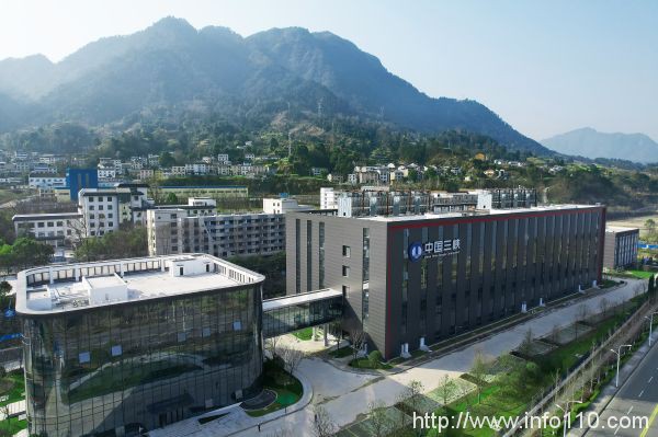 高峽出平湖 全棧助零碳——三峽東岳廟數據中心這樣建