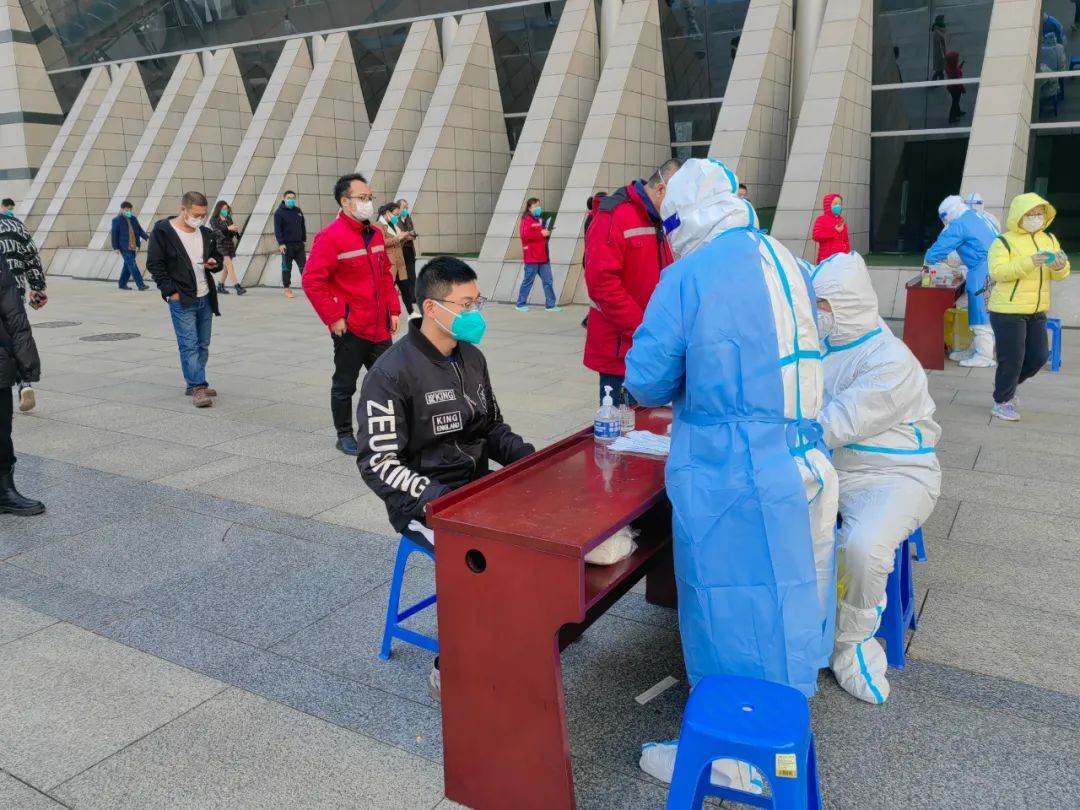 防疫情 穩(wěn)運行 華微電子防疫生產(chǎn)兩不誤