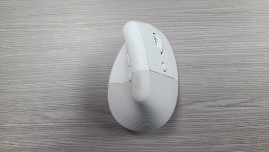 職場人士的“改善型”鼠標 羅技lift人體工程學鼠標評測