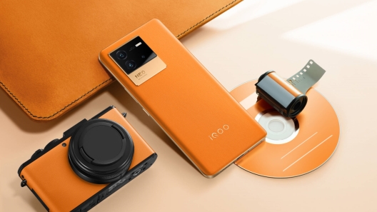 到天貓聚劃算入手iQOO手機,限時五折秒殺放開搶,熱門機型低至869